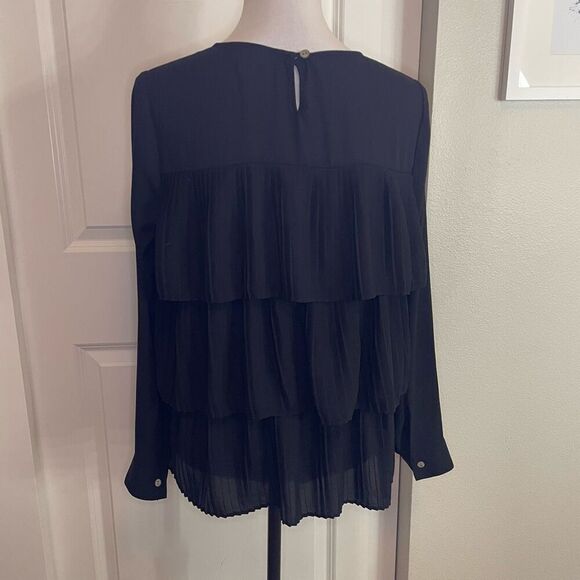 J. Jill Black Ruffle Tiered Blouse size Small - Picture 3 of 9